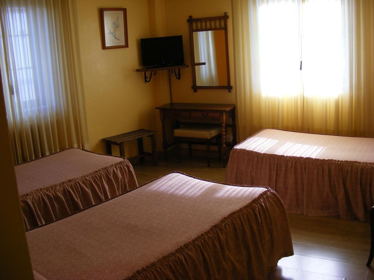 Pr Alameda Hotel Santiago de Compostela Ruang foto